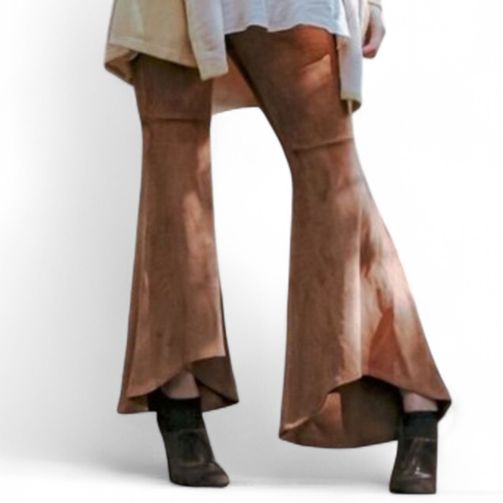 Luxurious Suede Bell Bottoms - Picture 4 of 16